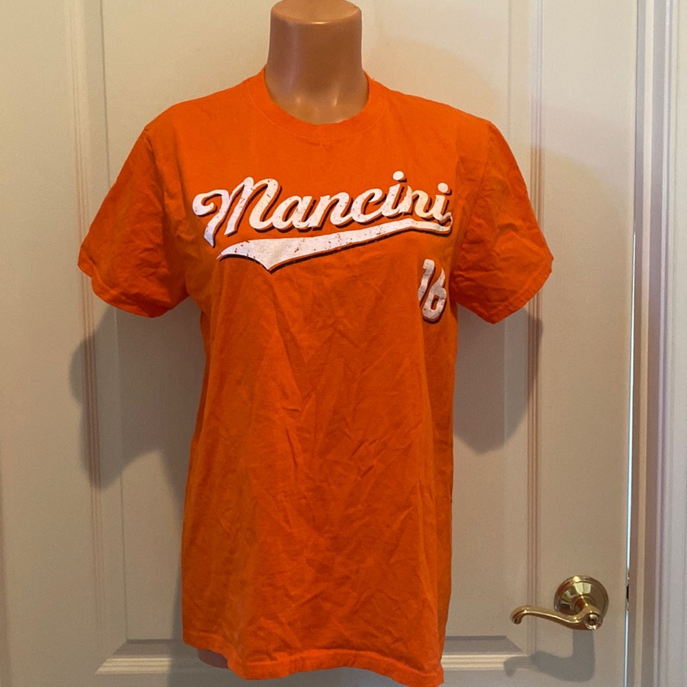 GILDAN ORIOLES Trey Mancini 16 Vintage Style MLB Tee T Shirt M Medium $25